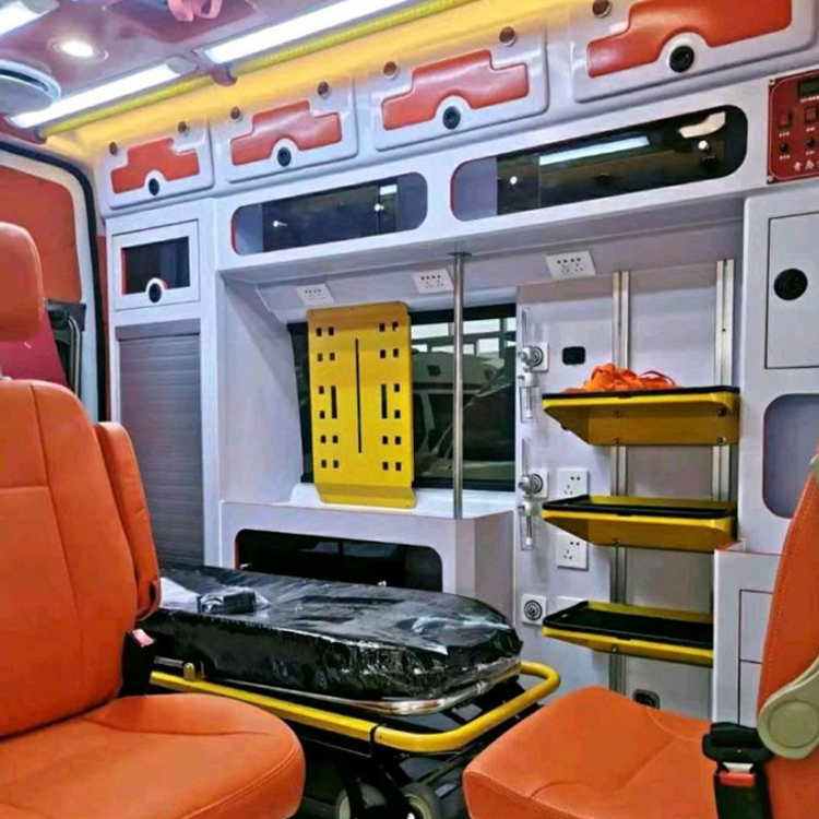 五大连池长途救护车护送病人租赁价格